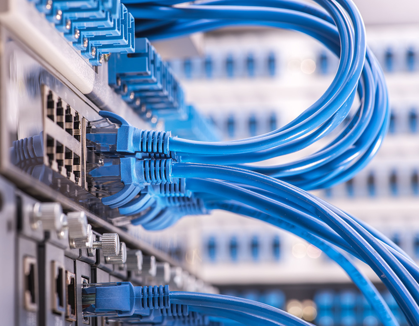Netzwerke bei Hutton Elektrotechnik in Frammersbach