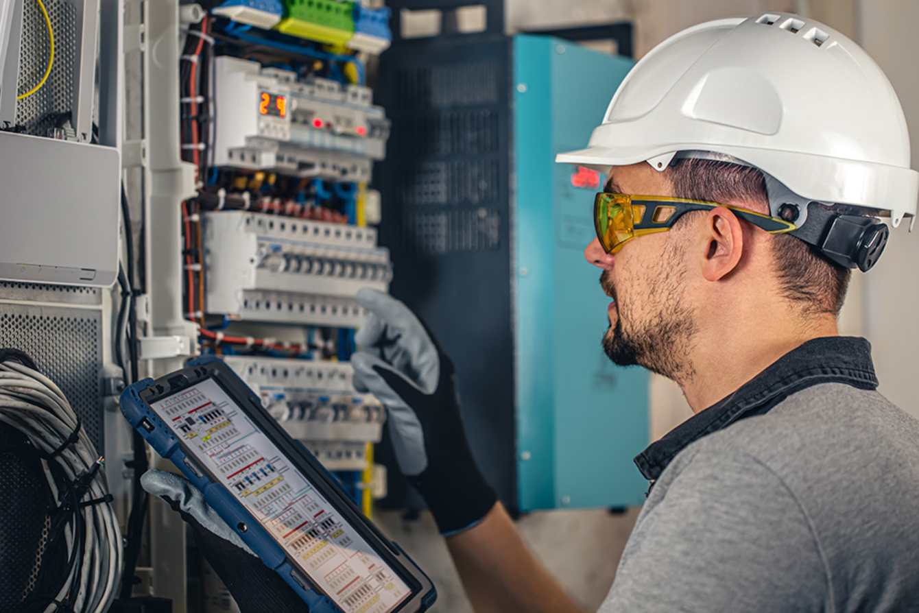 Industrie & Gewerbe bei Hutton Elektrotechnik in Frammersbach